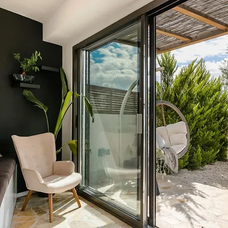 Vinothea Vista Villa